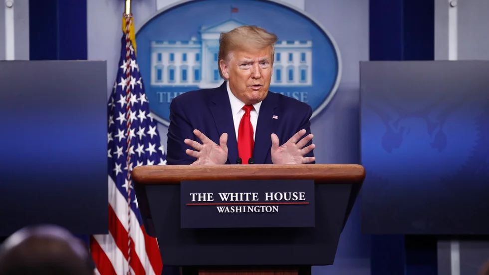 USA:s president Donald Trump håller sin dagliga presskonferens angående coronapandemin.