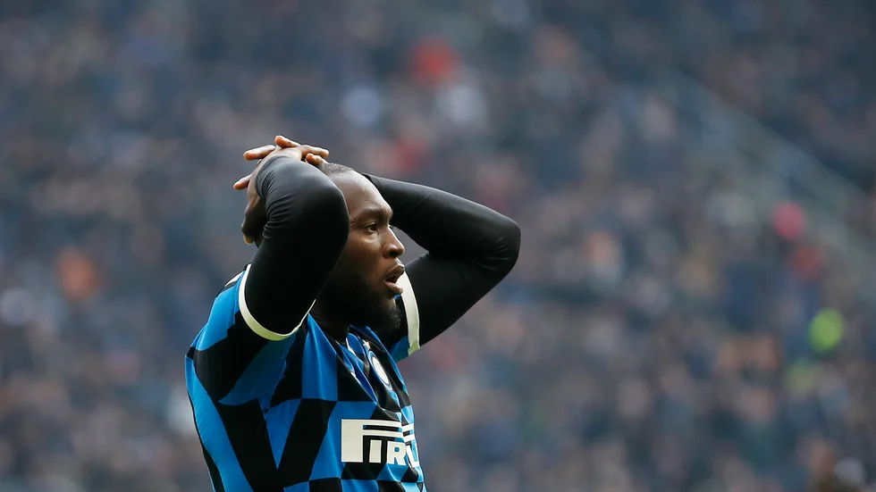 Romelu Lukaku under matchen mot Cagliari den 26 januari. Anfallaren tror att många i laget redan då var smittade av det nya coronaviruset.