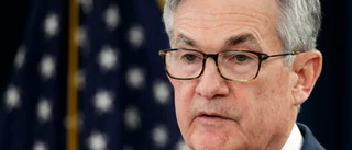 Powell varnar för svag tillväxt länge