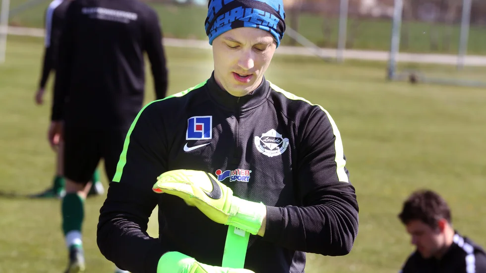 Jonas "Pajen" Lind tar steget från Levide till FC Gute kommande säsong. Detta på grund av Eric Lönns axelproblem.