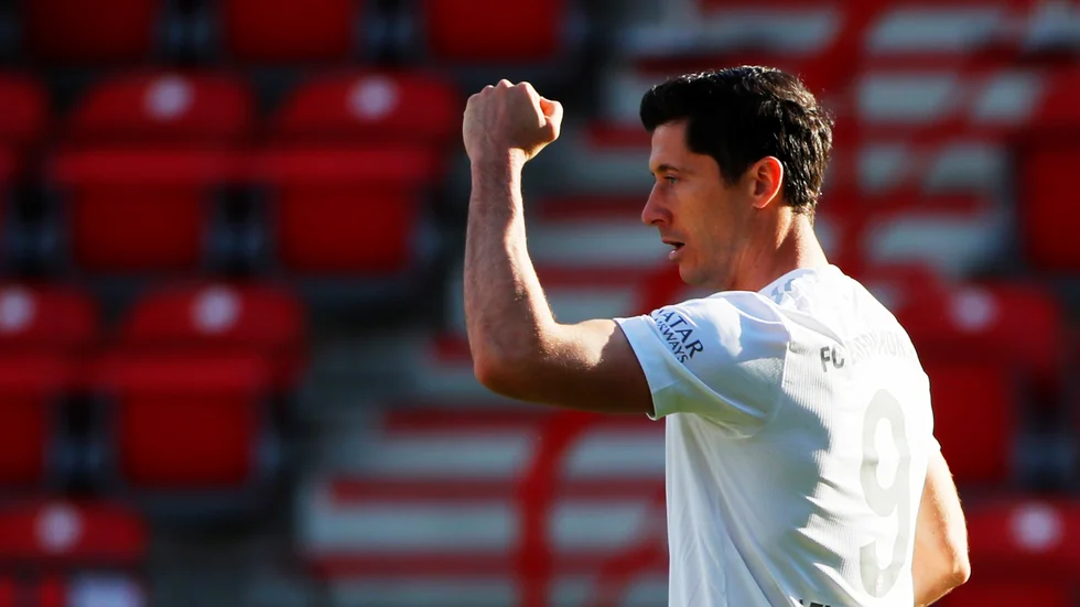 Robert Lewandowski är en av världens främsta anfallare. Kan han stoppa Sveriges segersvit vad gäller kvalmatcher mellan länderna i Chorzow.