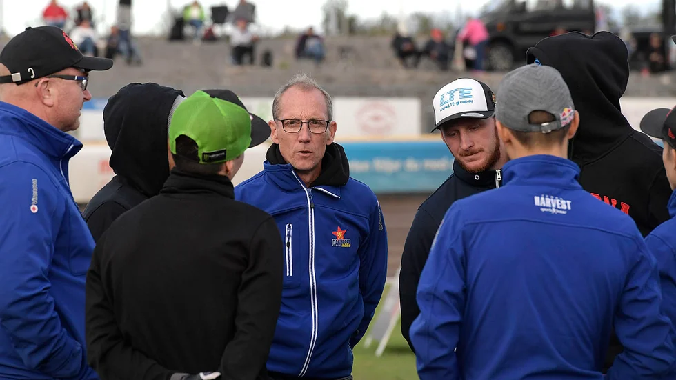 Peter Karlsson vill se sitt Dackarna komma upp i nivå och vara på tårna under hela matchen mot Västervik.