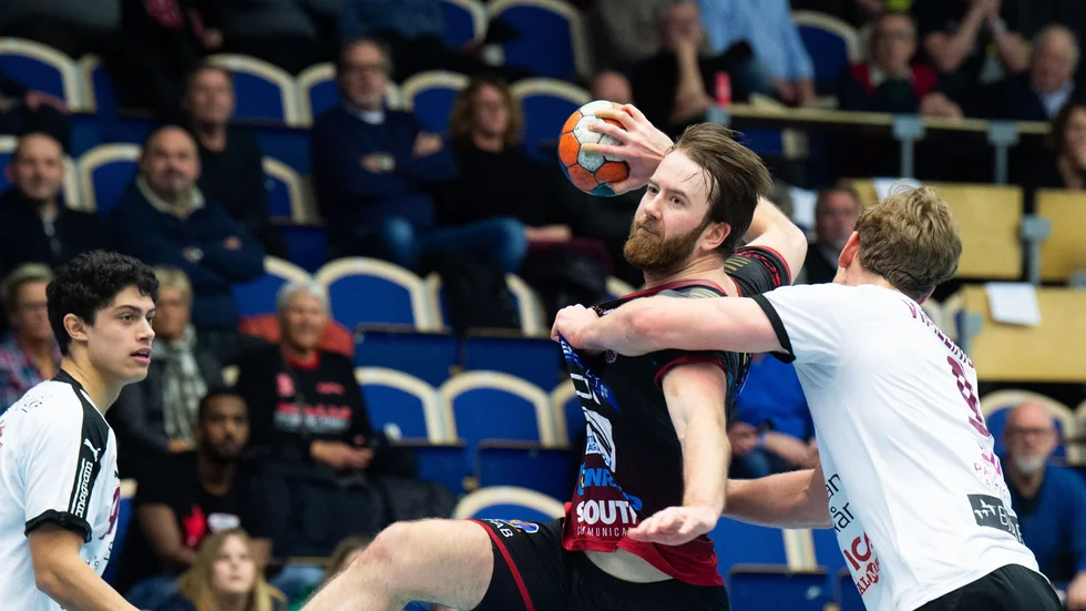 Förre guifaren Daniel Ekman har lyckats bra i nya klubben HK Malmö och på måndag har han inget emot att sänka sin förra klubb.