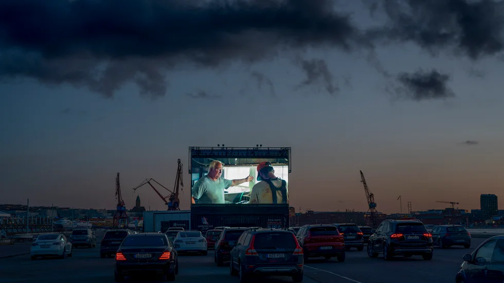 På fredagskvällen öppnade Göteborgs första drive-in-biograf på Bananpiren.