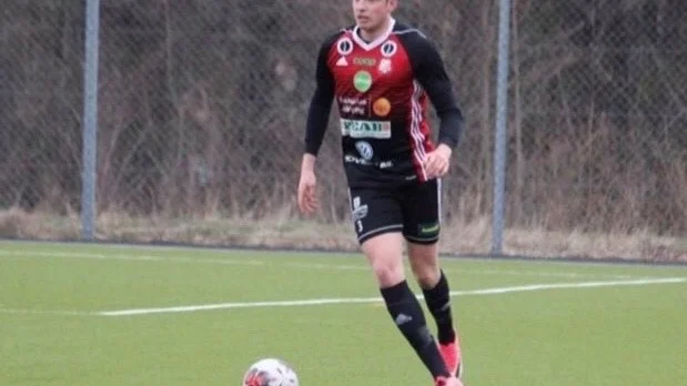 Jonathan Hallin gör i år sin sjätte säsong i Lidköpings FK. Nu är han återigen inbjuden till Inter Åbo och får en chans där i träningstruppen i vinter.