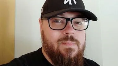Norrbottningen Robert Renling är med och tillverkar respiratorer via 3D-skrivare.
