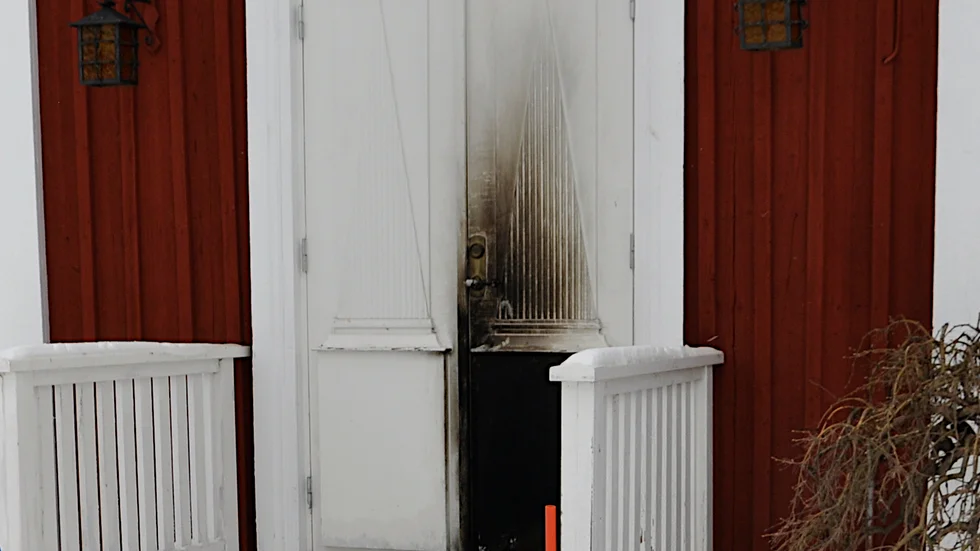 Kvinna åtalas för fyra fall av försök till mordbrand på Norrigården.