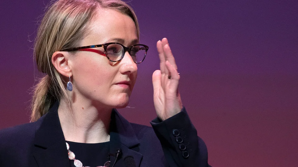 Labours Rebecca Long-Bailey tvingas lämna sin post som partiets utbildningspolitiska talesperson eftersom som hon delat ett inlägg på Twitter som uppfattades innehålla en "antisemitisk konspirationsteori". Arkivbild.