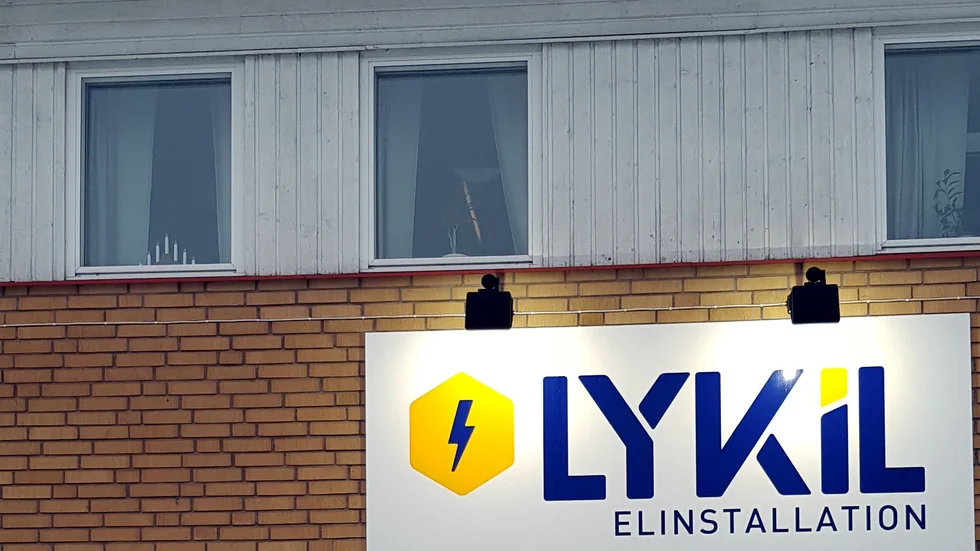 Lykil drabbades av inbrott i helgen, en ensam inkräktare fångades på en film. Videon hamnade sedan på Facebook.