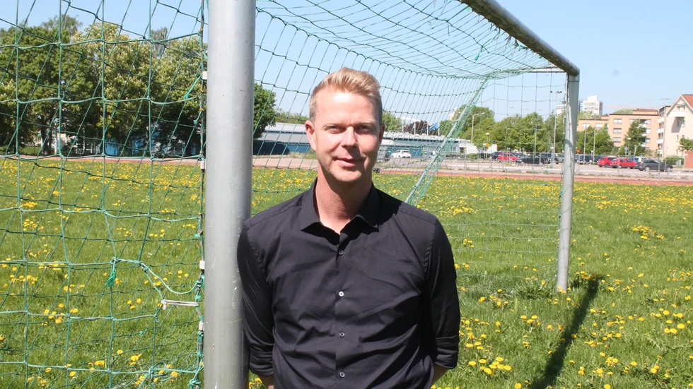 Förre skyttekungen Mattias Flodström är ny i Motala AIF:s fotbollsstyrelse. "Spännande. Jag är sugen på både fotboll och styrelsearbete igen. Maif är jätteintressant, finns möjlighet att klättra", säger han.
