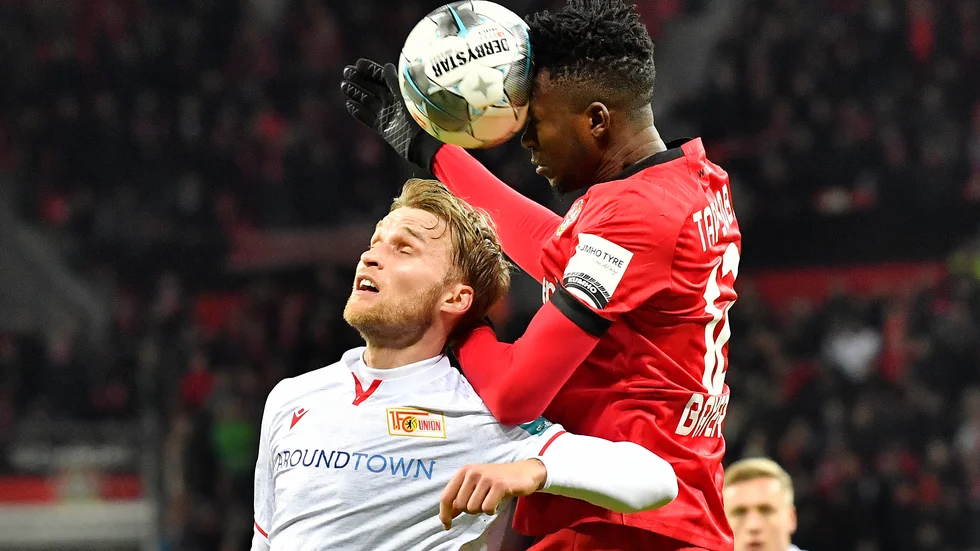 Sebastian Andersson, till vänster, och hans lagkamrater i Union Berlin har gått med på att avstå lön då klubben hamnat i ekonomisk kris. Arkivbild.