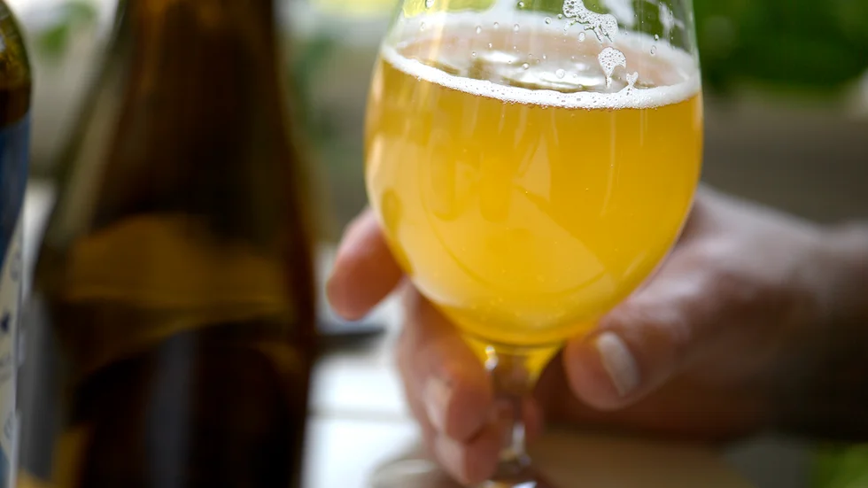 Försäljning av alkohol stoppas på tre platser på Grönland som en följd av coronapandemin. Arkivbild.
