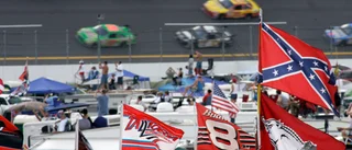 Nascar portar sydstatsflaggan