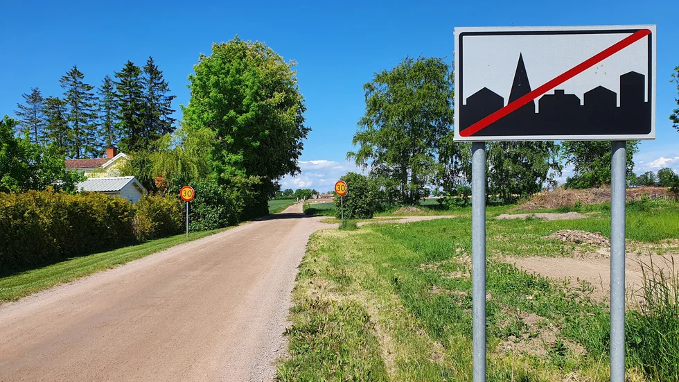 Vägen till Tycklingebadet är stängd för fordonstrafik fram rill 15 september.