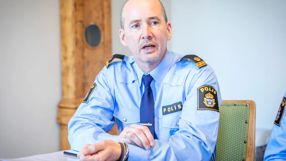 Conny Johansson, kommunpolis, har sett en oroväckande trend gällande lustgas som berusningsmedel på Gotland.