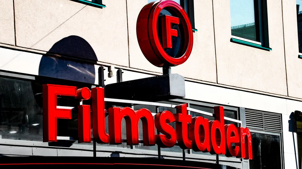 Filmstaden inför nya regler: man får inte ha med sig godis och snacks man köpt någon annastans. 