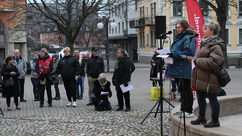 Här en bild från en demonstration som undersköterskeupproret arrangerade vid ett tidigare tillfälle i samband med ett fullmäktigemöte i Norrköping. 