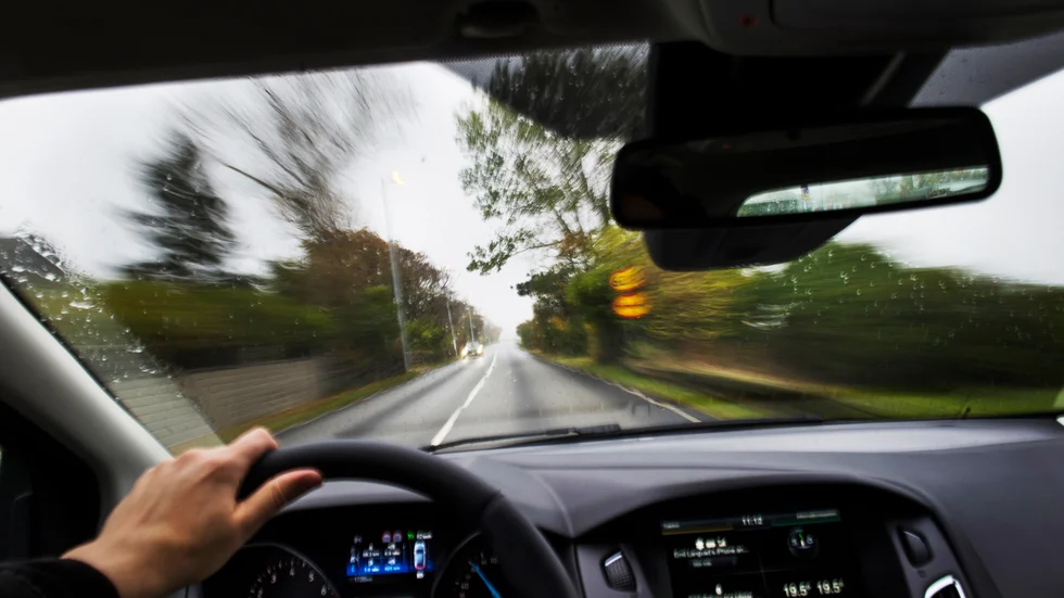 En förare tappade körkortet efter att ha kört 126 kilometer i timmen på en 80-sträcka.