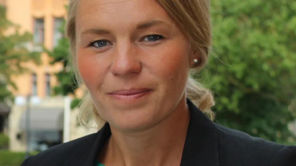 Oppositionsrådet Sophia Jarl (M) vill att kommunen ska vara beredd att ha testningskapacitet tillfälligt om regionen inte förbättrat sin kapacitet och beredskap.