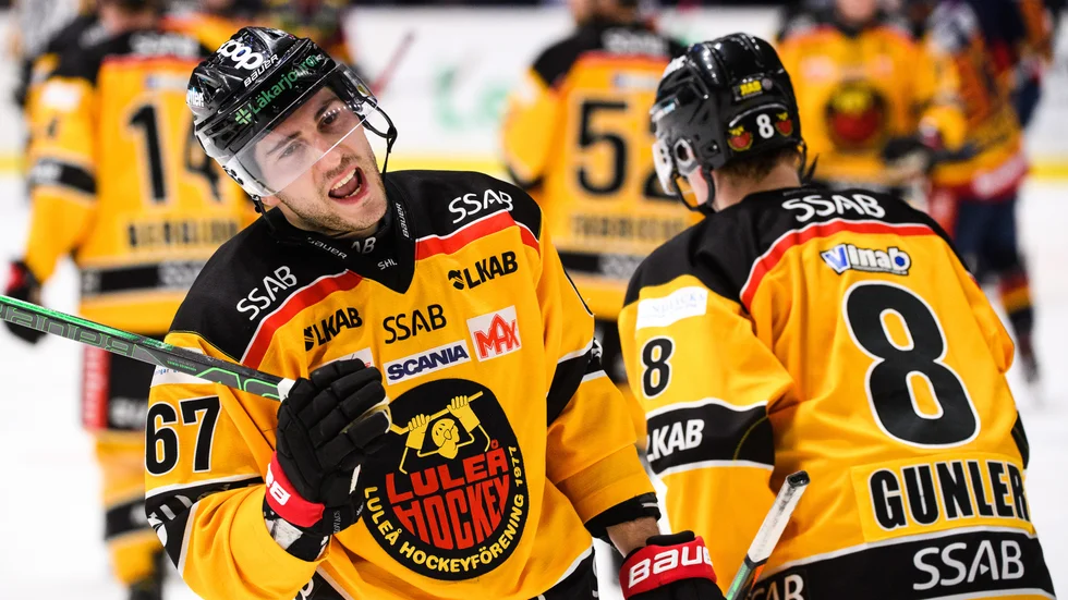 "Det är vissa saker som måste lösa sig, ekonomiskt, om det ska bli något", säger Konstantin Komareks agent.