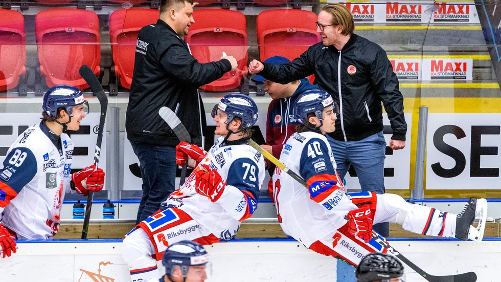 Mattias Karlin och Emil Georgsson blir VIK:s nya tränarduo.