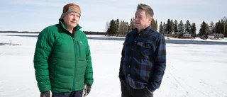 Förrädiska isar och vakar gör skärgårdsisen osäker