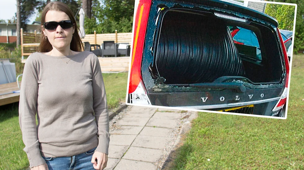 På väg hem från ett sjukbesök i Stockholm tvingades Marie Olsson åka i en taxi som krockat och saknade bakruta. Nu är föraren avstängd och underleverantören får inte längre köra för Sörmlandstrafiken.