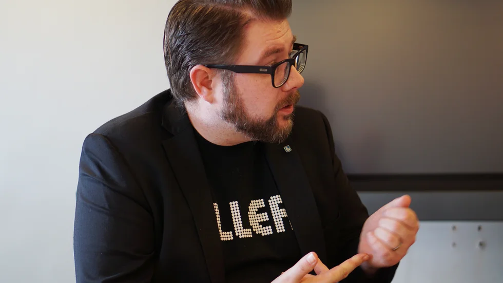 Kommunstyrelsens ordförande Dan Nilsson (S) gläds åt överskottet. Han trycker på att kommunen har en rad av år med överskott bakom sig.
