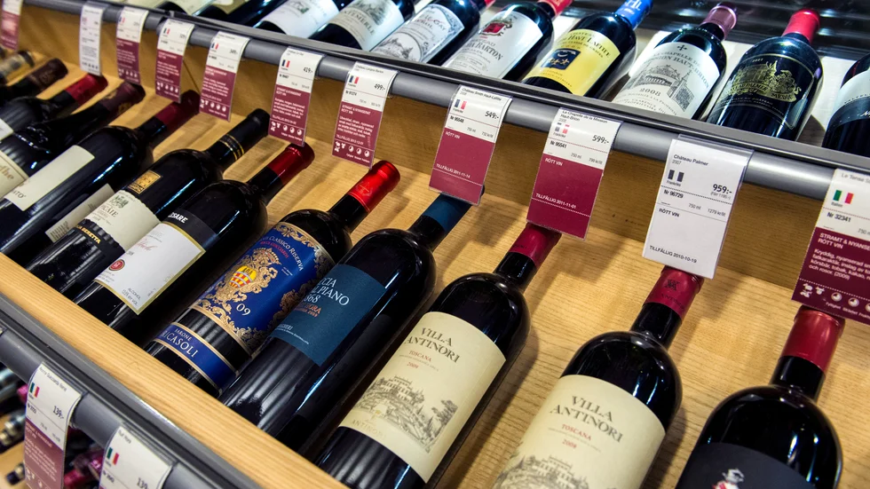 Insändarskribenten menar att söndagsöppet på systembolaget drabbar barn i familjer med alkoholmissbruk.