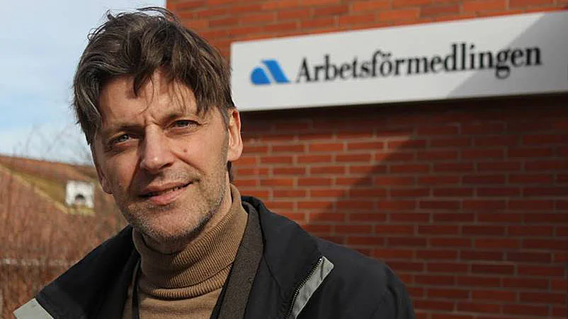 Lars Borgemo, chef för arbetssökandespåret, bekräftar att ingen anställd kommer vara placerad på Arbetsförmedlingens kontor i Hultsfred, utan det blir ett kontor de anställda reser till för bokade besök.