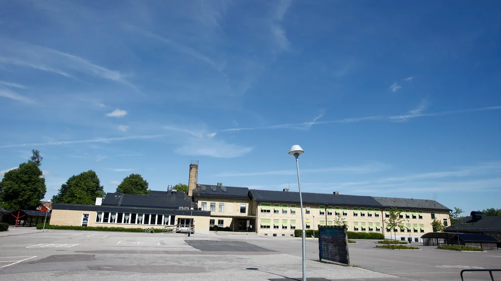 De ansvariga kan prata resurser, omsättning av rektorer och svårigheter med rekryteringen hur mycket de vill, men det hjälper inte eleverna, skriver signaturen "Utbildning till alla".