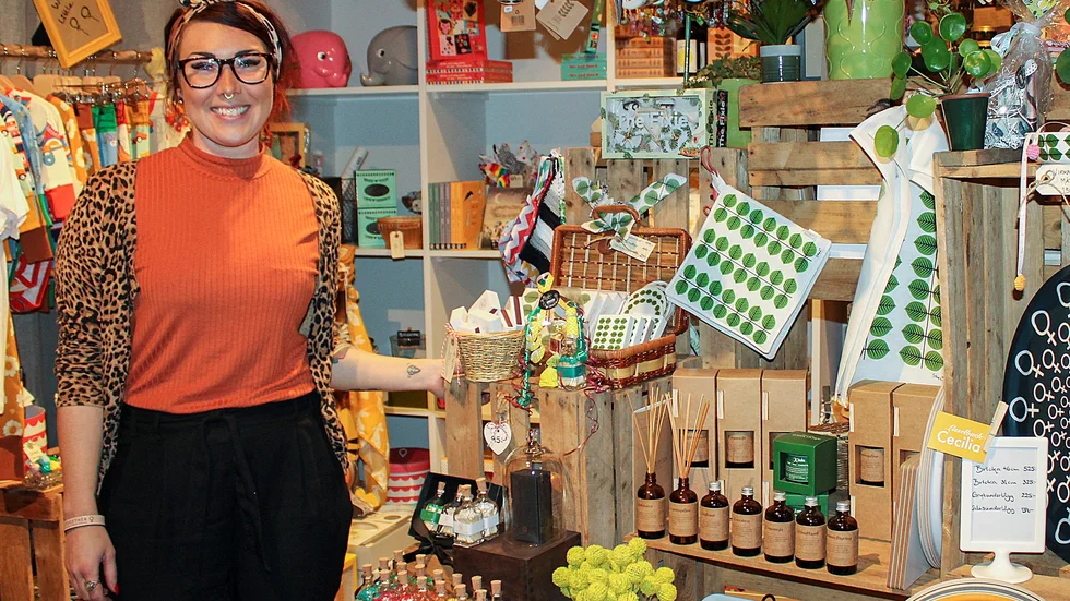Linda Oskarsson startade upp sin butik Bonnie Deluxe för ett år sen. Idag kan hon helt leva på sin verksamhet.