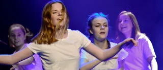 Recension: Uppvisning med fart och bredd