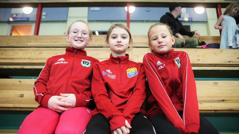 Nova Jonsson, Valentina Hansson och Signe Alfsdotter Hansson såg alla fram emot en spännande kväll.