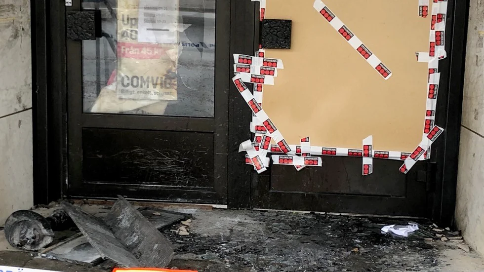 Polisen söker fler vittnen till den misstänkta mordbranden på Drottninggatan i Motala.