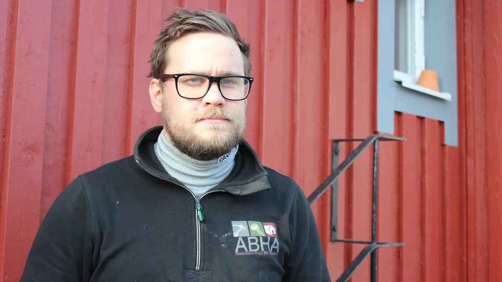 Alexander Andersson driver Abha AB och gjorde själv upptäckten att verktyg och byggställningar frösvunnit.
