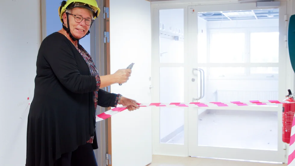 En tjuv lyckades fly från en väktare innan polisen kom fram till ett inbrott i Vimmerby natten till onsdagen.