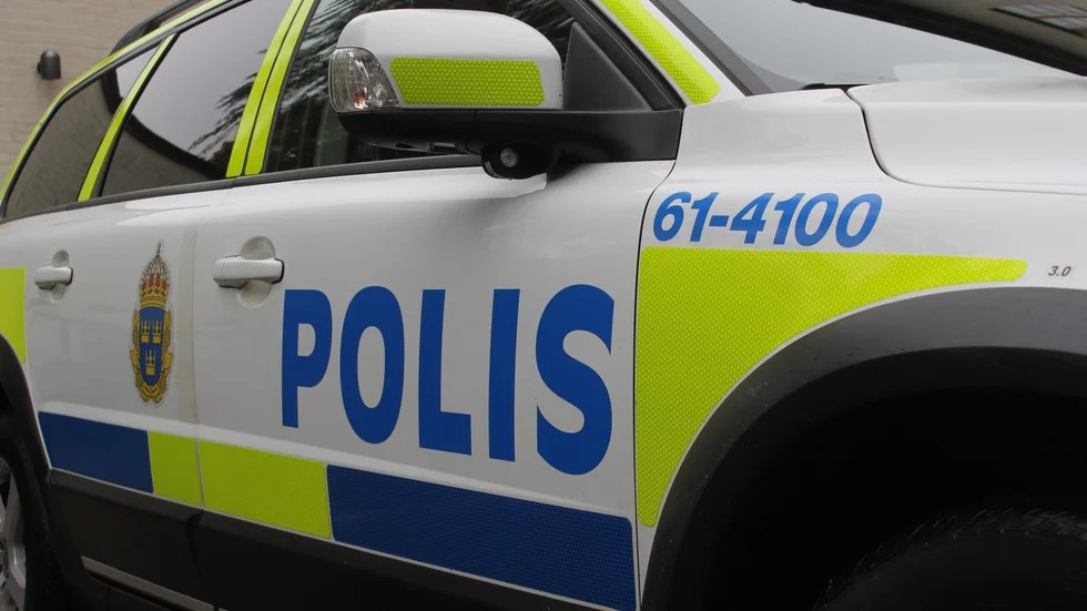 En upphittad plånbok lämnades in till polisen i Hultsfred. Men det visade sig att pengarna var borta. En anmälan om Fyndförseelse är upprättad.