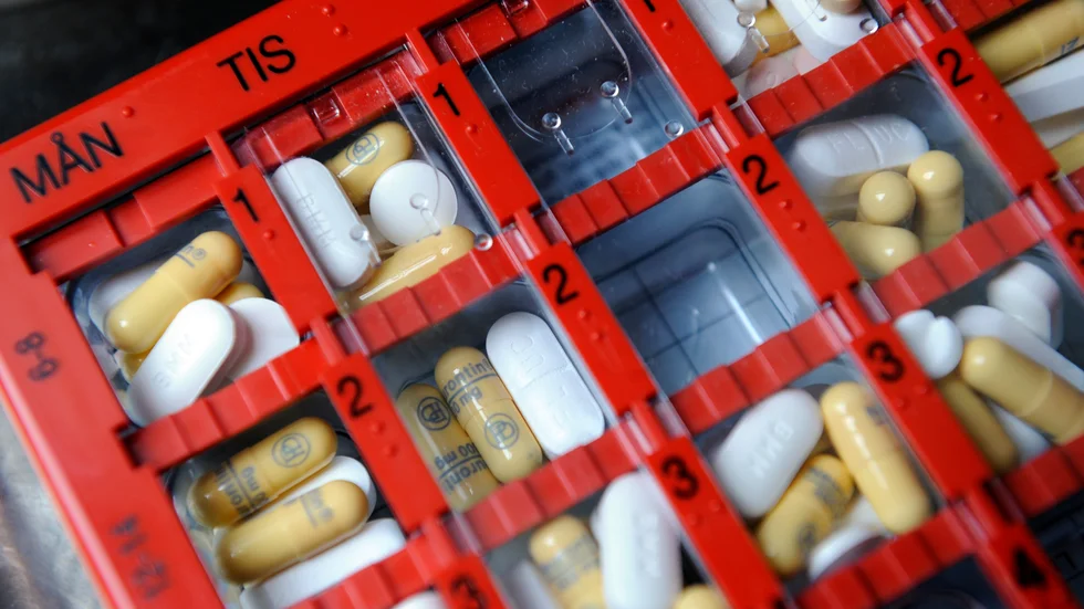 En boende på ett äldreboende i Katrineholm har blivit bestulen på medicin. Stölden har polisanmälts.