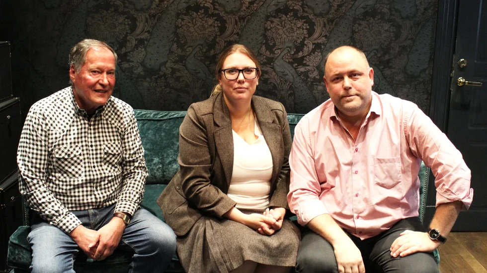 Region Kalmar län skulle få 158 miljoner kronor i generella stadsbidrag med Moderaternas skuggbudget,.Från vänster: Åke Berg, Marie Nicholson, Jan R Andersson.