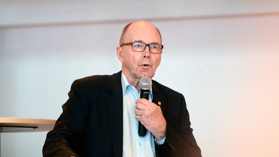 "Det är viktigt att vi alla frågar oss hur vi kan hjälpa till och att fler handlar lokalt, både handel och tjänster", säger Leif Nilsson (S).