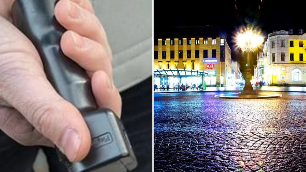 En kvinna ska ha attackerats av okända män på Stora Torget natten till tisdagen. En av dem sprejade hon med rödfärg i ansiktet.