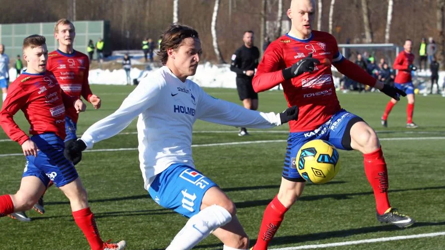 Simon Thern.