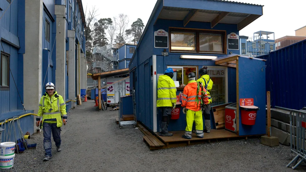 Praxis i Luleå kommun har varit att tillstånd för baracker och bodar inte behöver sökas annat än i mycket speciella fall, på utsatta och centrala lägen.