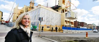 Annica är först anställd vid  kulturhusets hotell