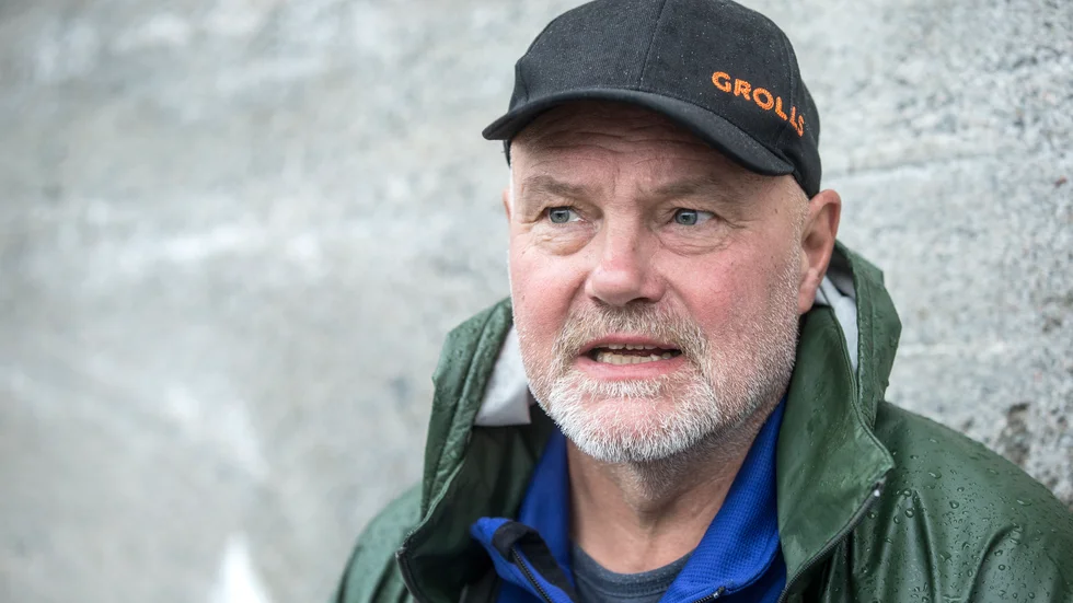 Kommunekologen Dan Evander vill ha en tydlig handlingsplan för hanteringen av invasiva växter. (Arkivbild)