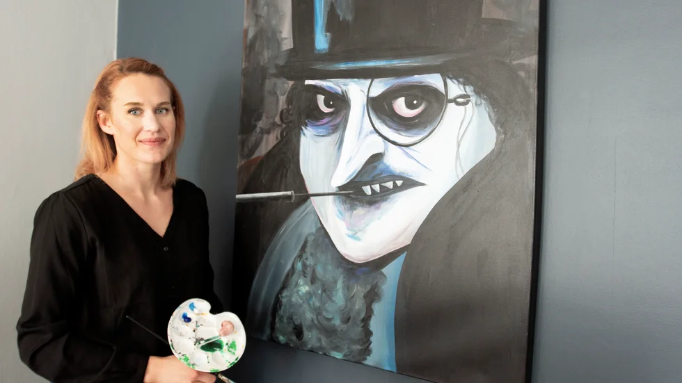 Serier och film inspirerar Elin Bäckströms konst. Här Joker i Batman. 