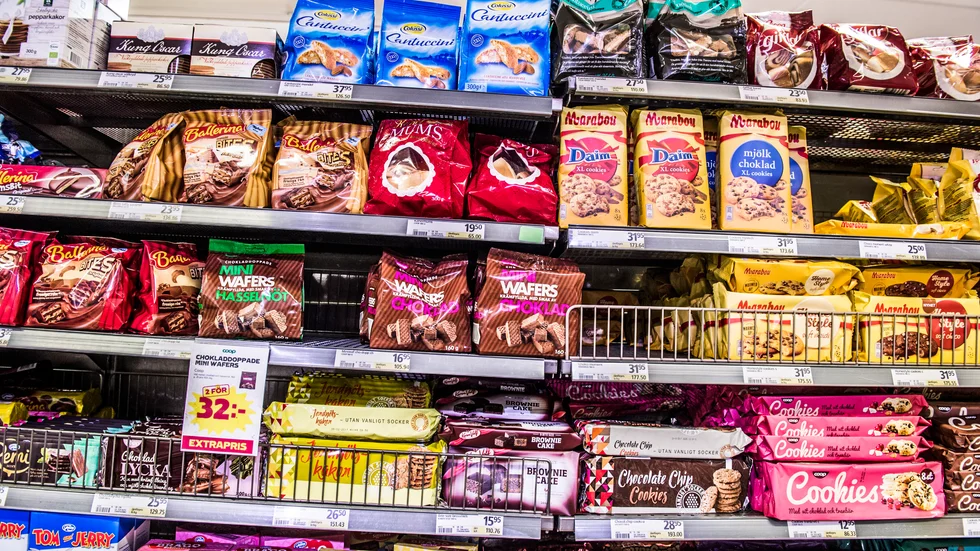 Butiken yrkar ett skadestånd på 88 kronor av den misstänkte mannen.