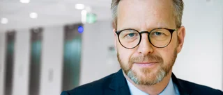 Regeringen ser över förslag om häktningstider