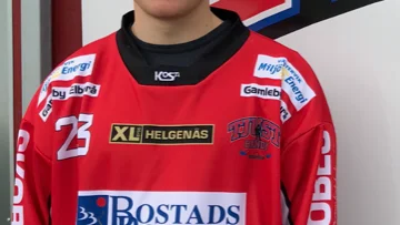 Tjust Bandys senaste nyförvärv heter Tobias Enander.